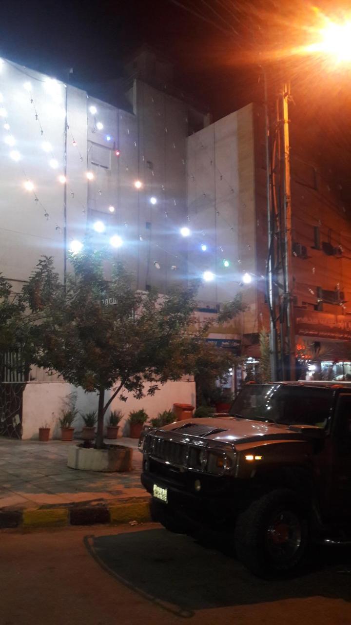 Al Seoudi Furnished Units Apartamento Zarqa Exterior foto